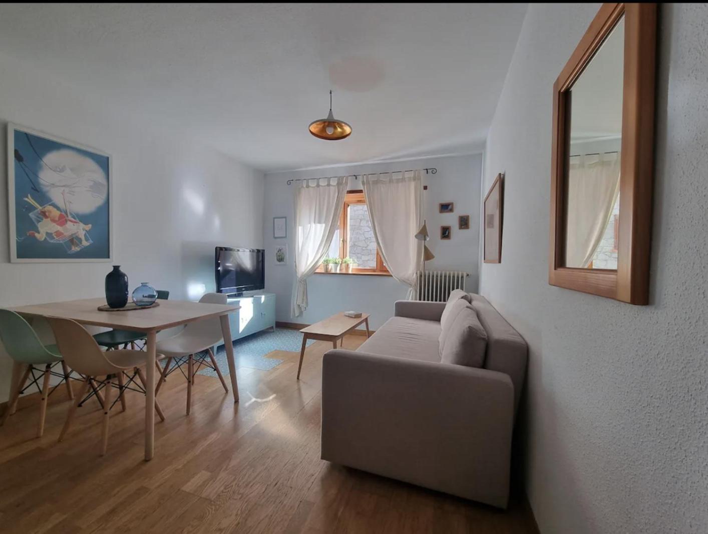 Check-In Casas El Rincon Apartment Benasque Luaran gambar