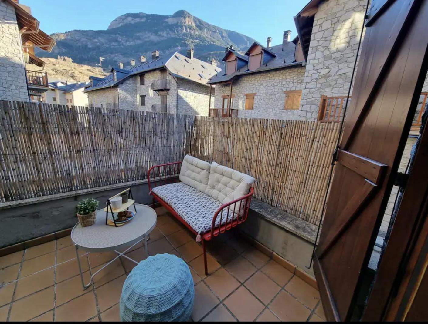 Check-In Casas El Rincon Apartment Benasque Luaran gambar