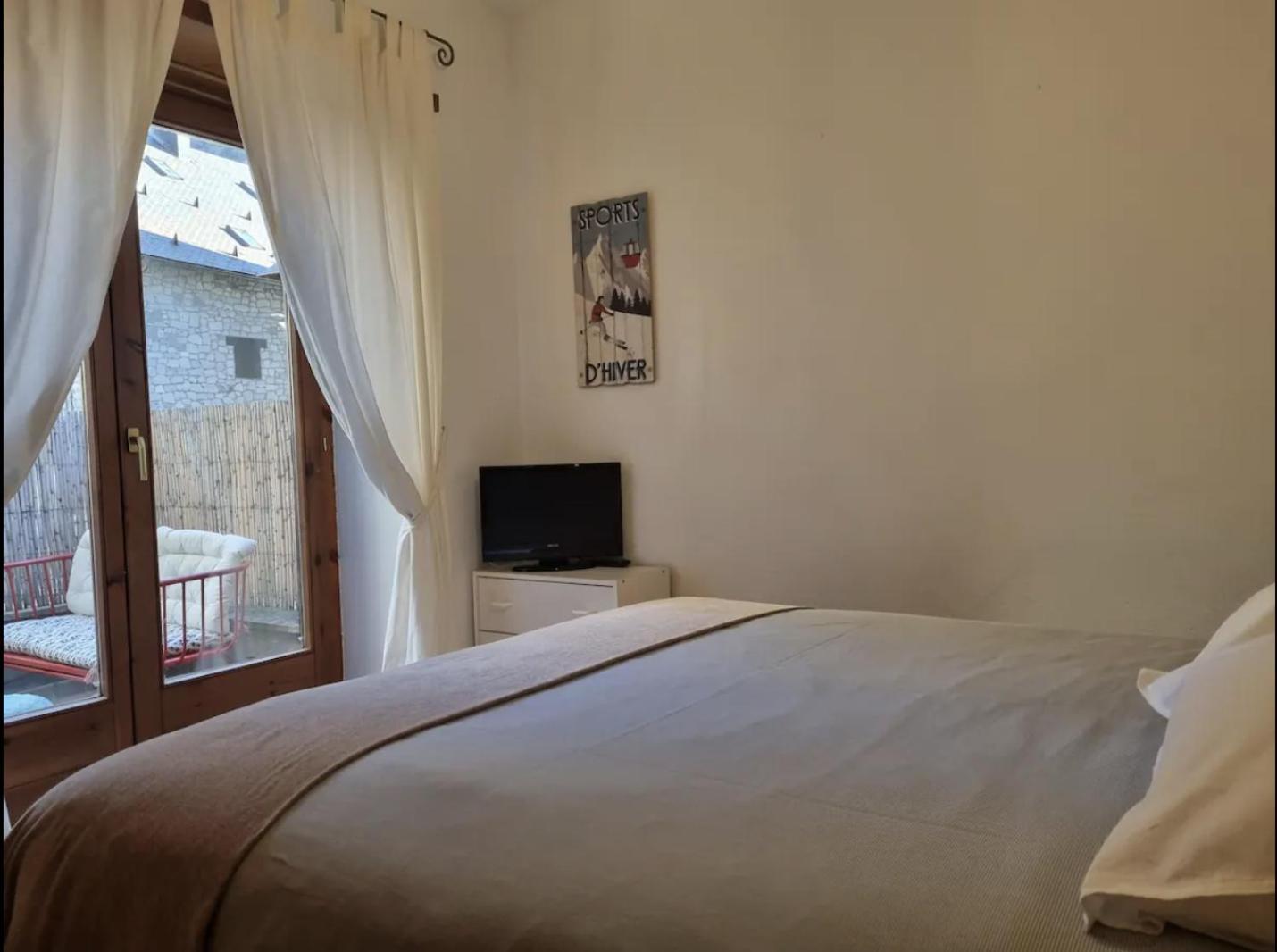Check-In Casas El Rincon Apartment Benasque Luaran gambar